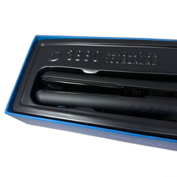 Black Tie Affair Premium Metallic Styling One Pass Iron by Tiri Pro - Picture 4 of 10